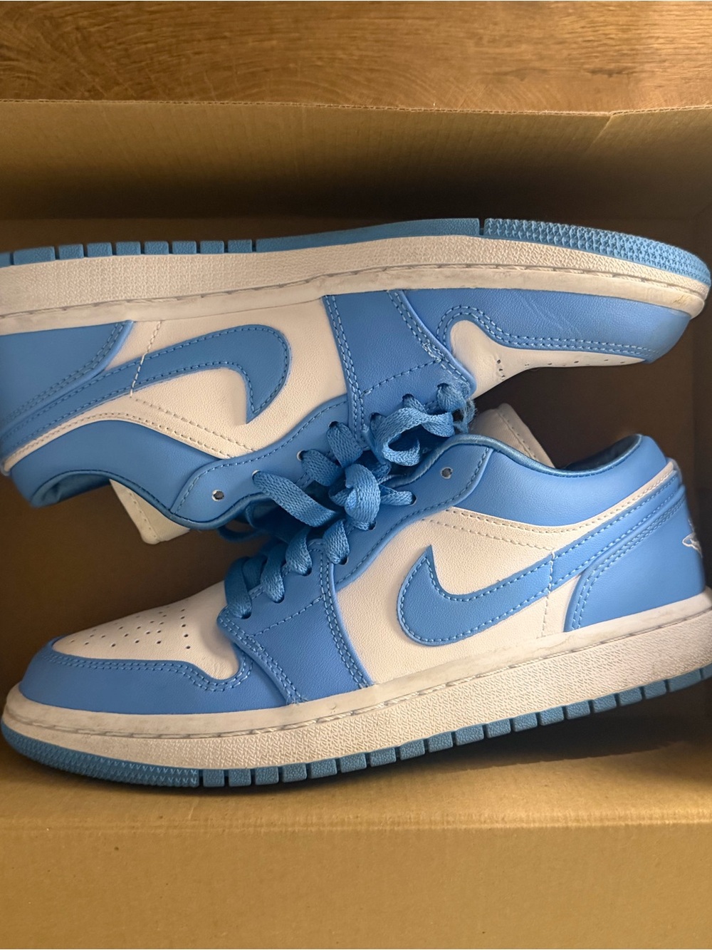 Jordan Women Shoes White and Light Blue Low Top Sneakers